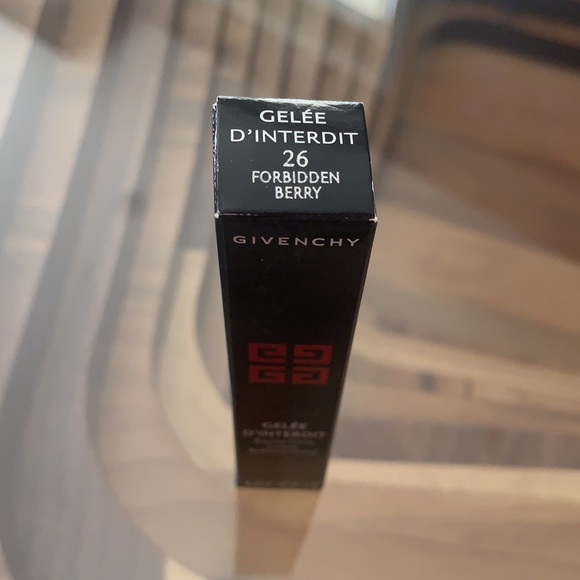 Givenchy Gelee D'Interdit Gloss Balm Crystal Shine - Picture 5 of 11